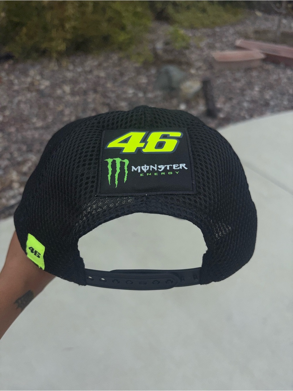 Hat - Picture 6 of 7